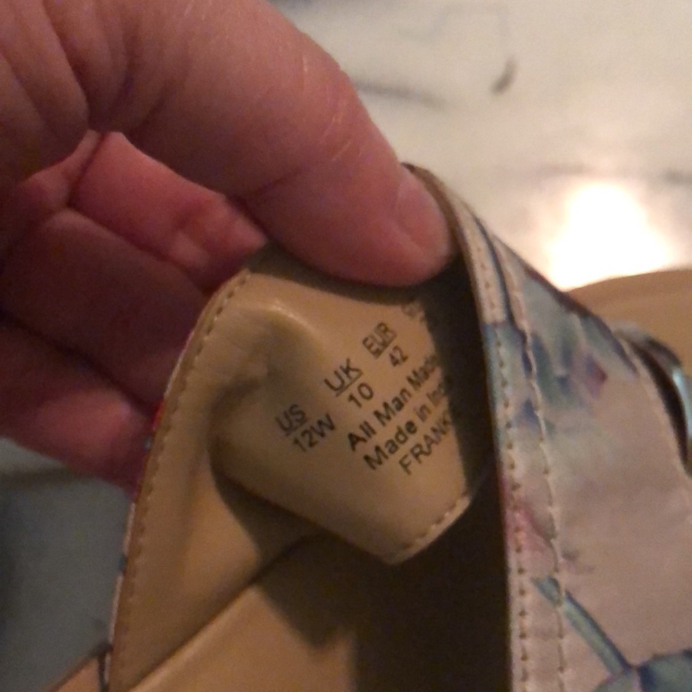 Naturalizer shoes - Picture 3 of 4